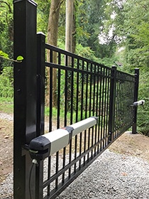 rectangular flat top driveway gate