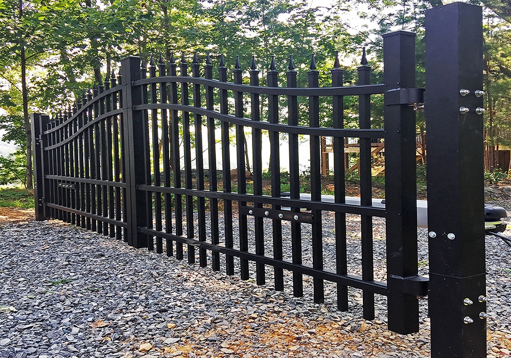 aluminum-driveway-gate